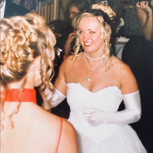 🔥PRICE DROP🔥Ballgown Style Wedding Dress - Picture 6 of 8